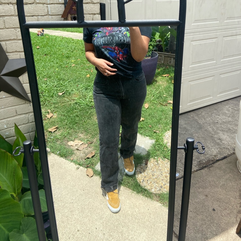 Black mom jeans 💣
